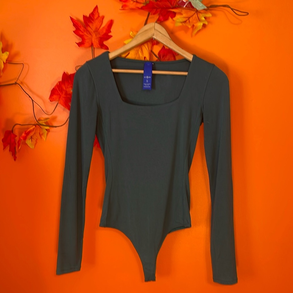 Kit and Ace Teal bodysuit-Sz S